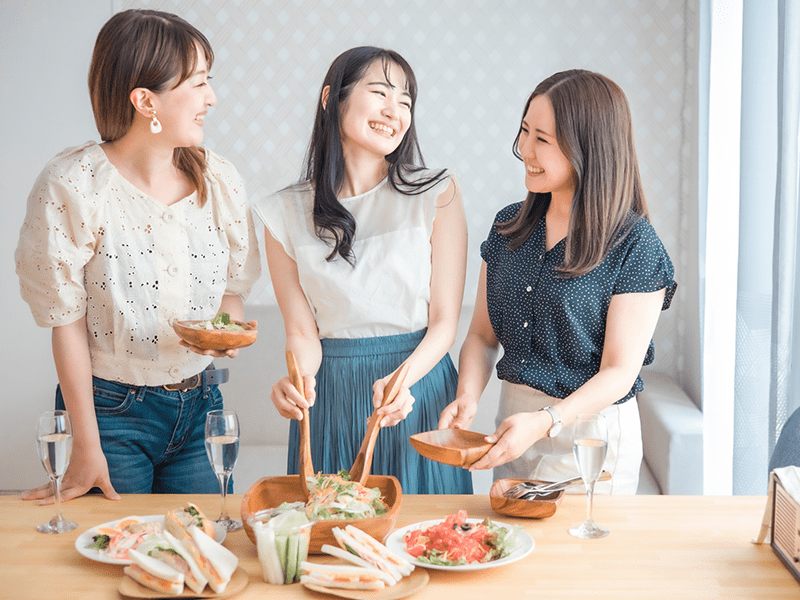 楽しむ女性