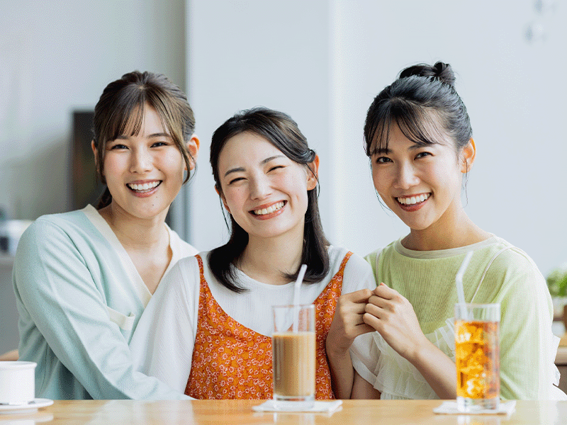 笑顔女性